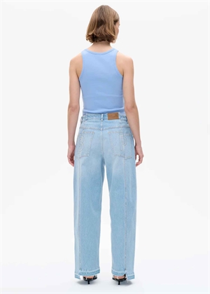 Nanya jeans Light Denim Baum Und Pferdgarten 