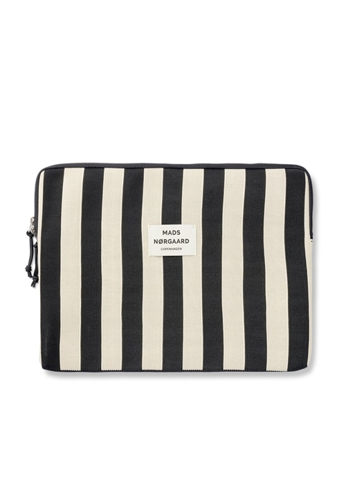 Knit stripe computer sleeve small Black Mads Nørgaard 