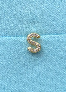 Alphabet crystal stud S Forgyldt Pico 