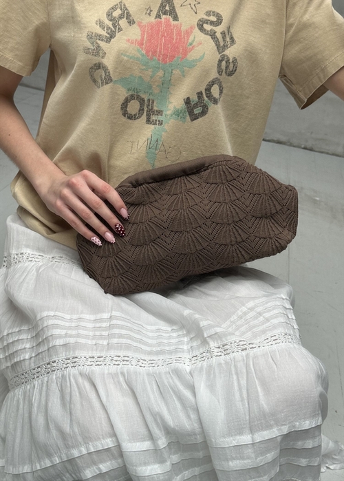 Shelly clutch Brown Pico 
