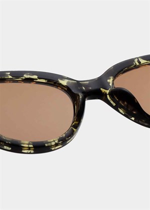 Winnie solbrille Black/Yellow Tortoise A.kjærbede 