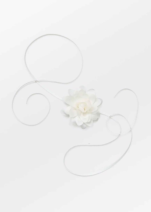 Flowria choker Eggnog offwhite Becksøndergaard 