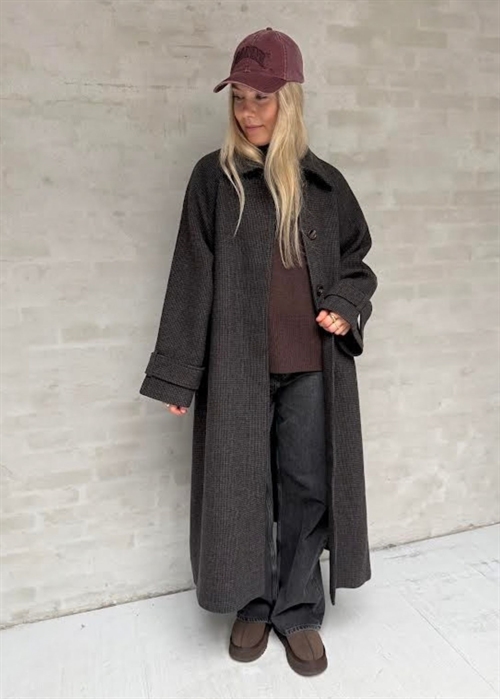 Magda coat Navy Houndstooth Boii Studios 