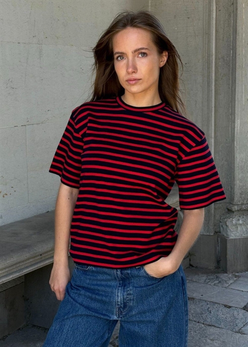 Mejse stripe tee Navy/Red Boii Studios 