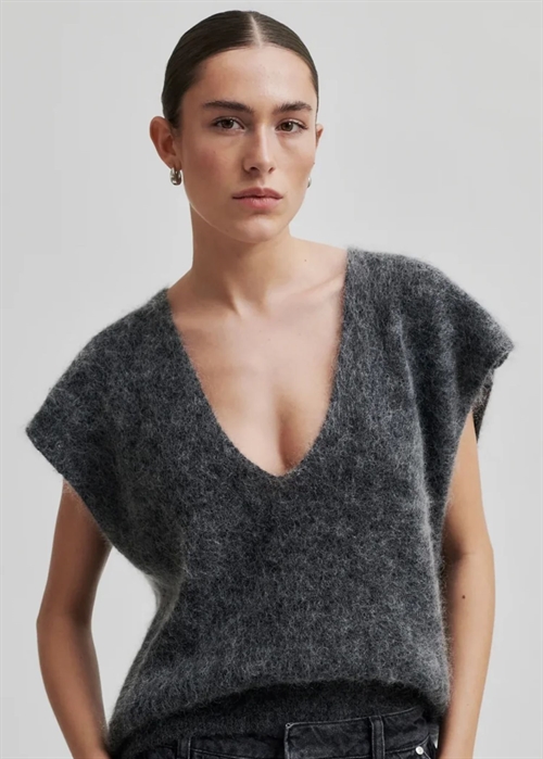 Camryn knit vest Volcanic Ash Second Female 