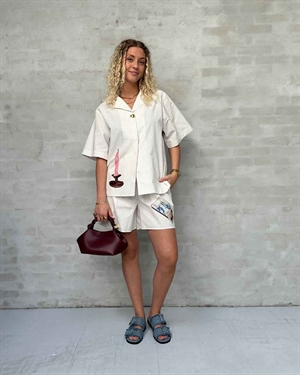 Crisp stripe shirting bowling collar skjorte Candle Stripe Stine Goya 