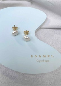 Baroque Pearl studs Baroque Pearl Enamel 