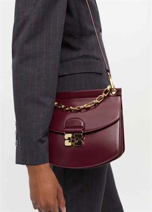 Apo-G small box chain bag Tawny Port A6744 Ganni 