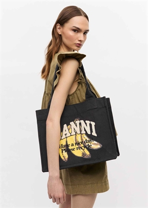 Large easy banana shopper Sort A6897 Ganni 