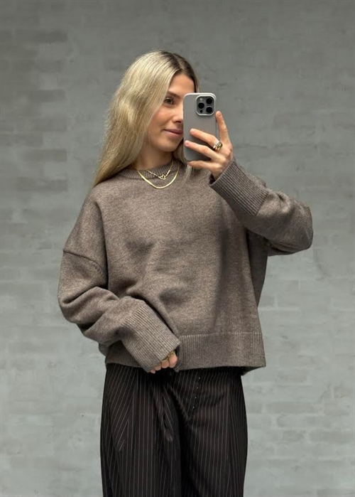 Olol strik Dark Melange Boii Studios 