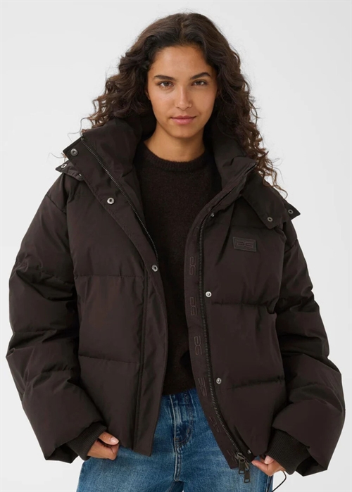 Roa short puffer jakke Ganache Gestuz 