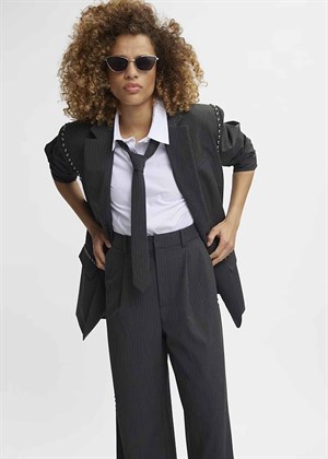 Palina OZ blazer Dark Grey Pinstripe Gestuz 