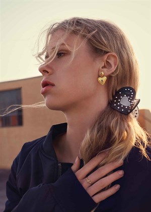 Constantine earring Forgyldt Maanesten