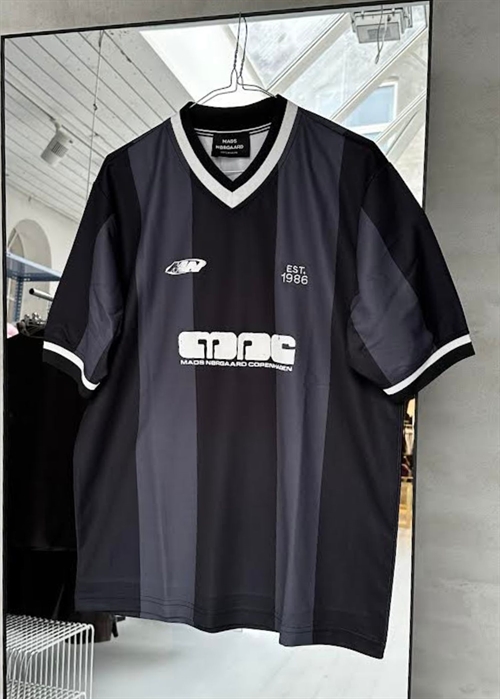 Football sport tee Black Mads Nørgaard 