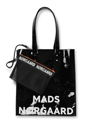 Foxy press lacquer shopper bag Sort Mads Nørgaard 