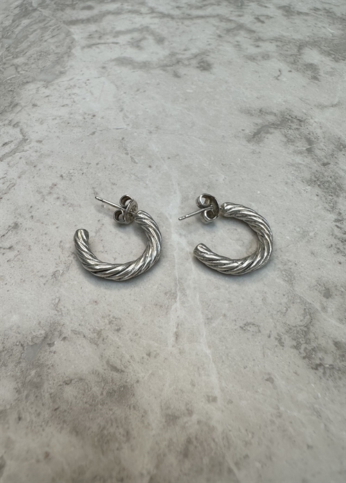 Miriam stud Silver Pico 