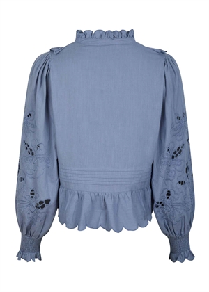 Petrine Embroidery bluse Dusty Blue Neo Noir 