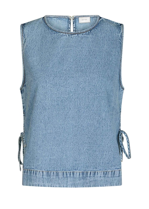 Svetlana D top Light Blue Neo Noir 