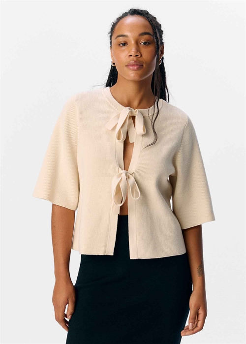Julla parvi 2/4 strik cardigan Sandshell Object 