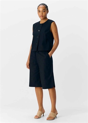 Aura waistcoat Sort Object 