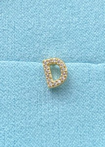 Alphabet crystal stud D Forgyldt Pico 