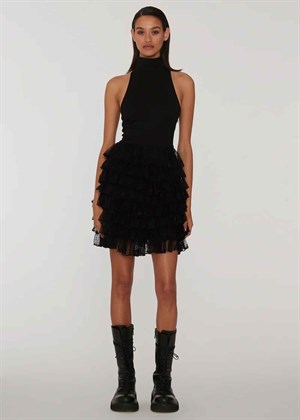 Pillia Contrast Ruffle kjole Black ROTATE By Birger Christensen 