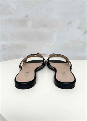 Clara sandal Sort Shoe Biz 