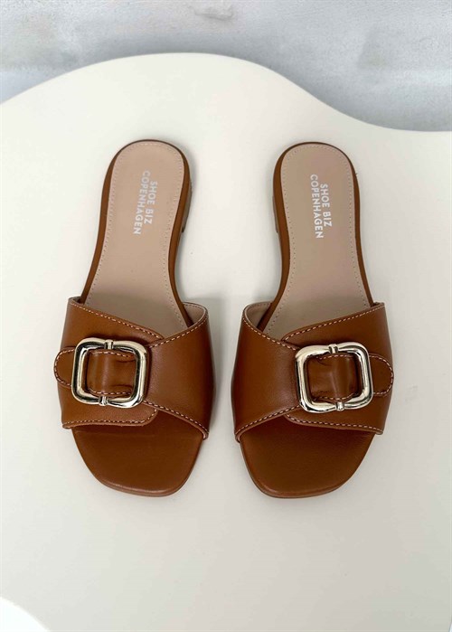 Phoenix sandal Cognac/Gold Shoe Biz 