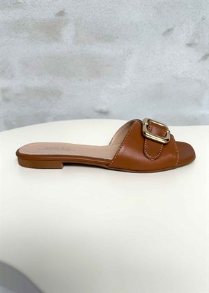 Phoenix sandal Cognac/Gold Shoe Biz 