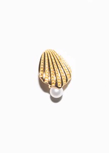 Shell earstick Sorelle Jewellery 