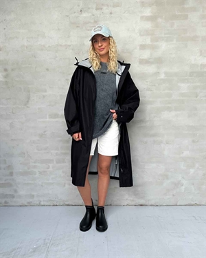 Squirrel Rain Coat Sort H2O Fagerholt 