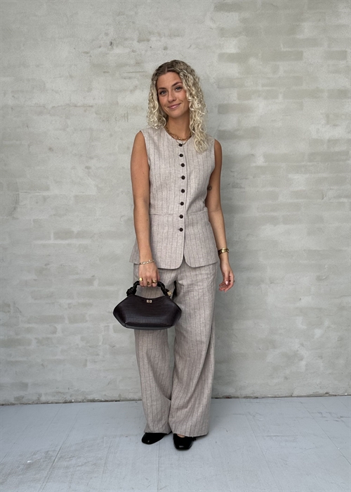 Vilka sun long vest Oatmeal Stripes/Pin Stripe Selected Femme