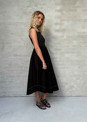 Washed stretch cotton midi straps kjole Sort W0305 Ganni 